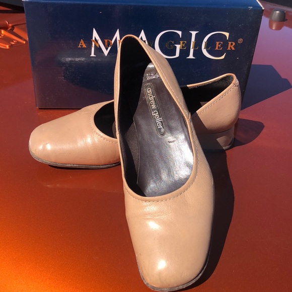 🛍Andrew Geller Taupe wedge‎ - Picture 1 of 3